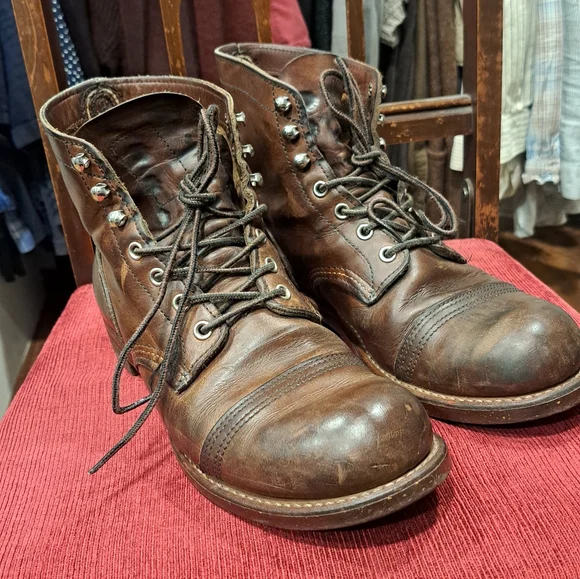 Red Wing Shoes Brown Boots with Lace-Up Design and Sturdy Sole - Picture 2 of 6